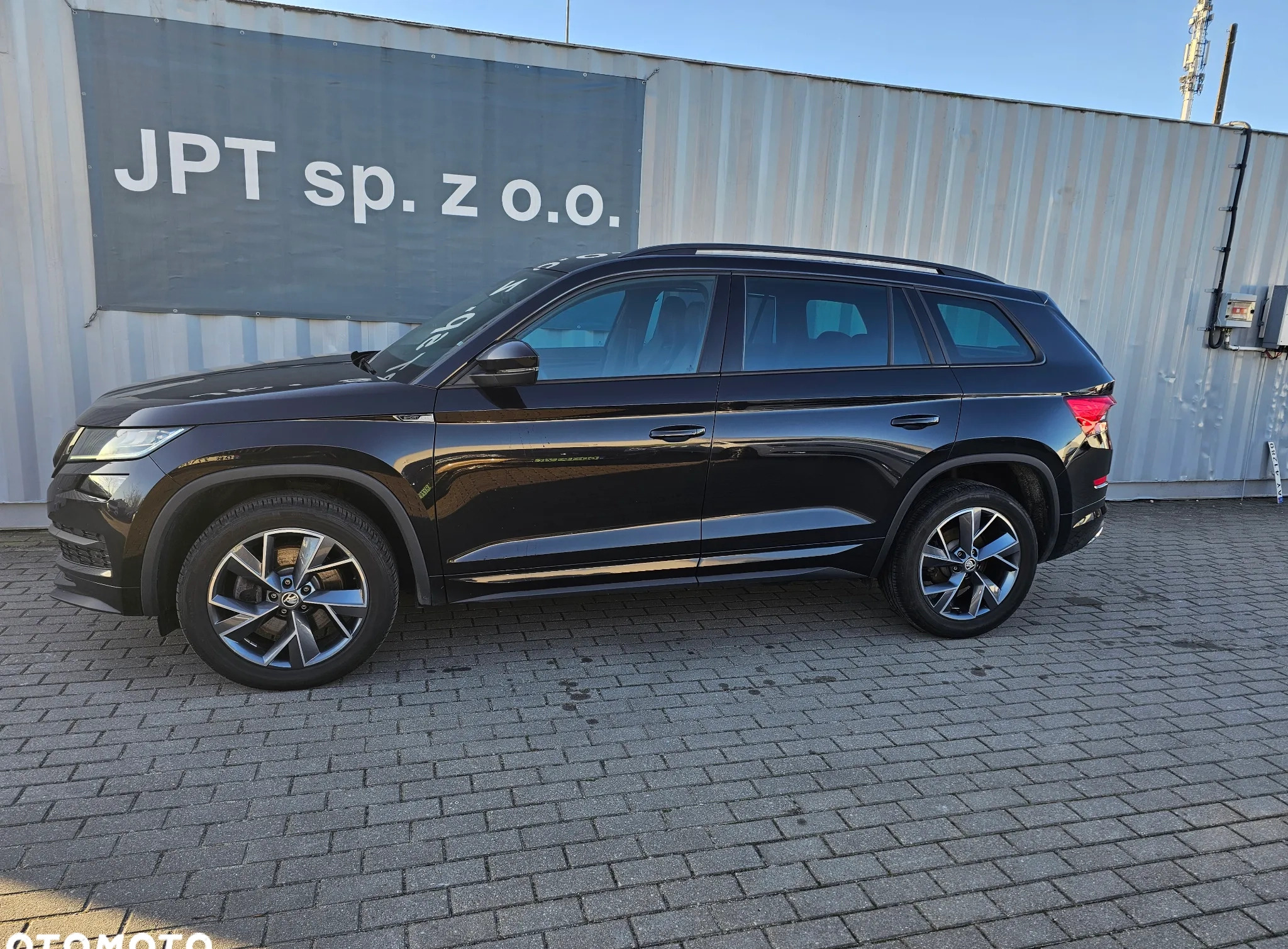 Skoda Kodiaq cena 130257 przebieg: 141277, rok produkcji 2019 z Pobiedziska małe 667